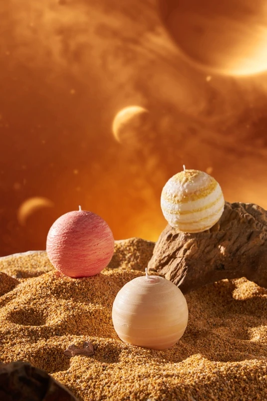 Celestial Aroma – Zodiac Planet Scented Candle Gift Set